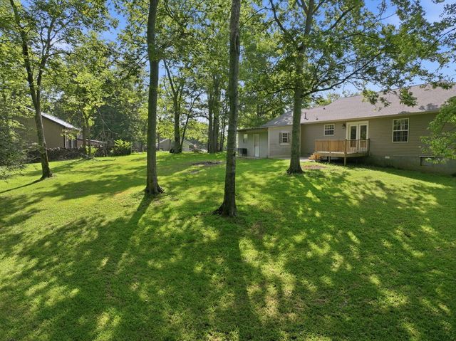 1028 Mikey Ct, Culleoka, TN 38451