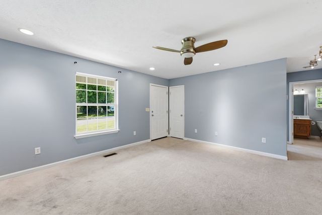 1028 Mikey Ct, Culleoka, TN 38451