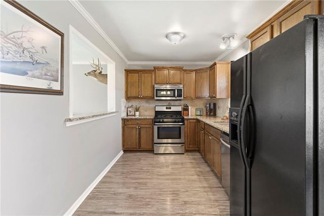 6204 E 140TH Terrace, Grandview, MO 64030