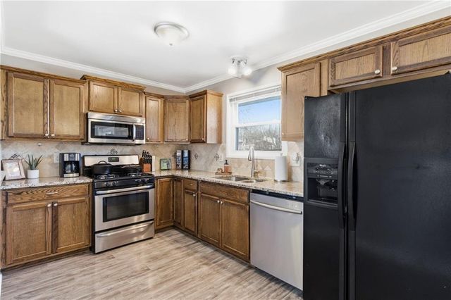 6204 E 140TH Terrace, Grandview, MO 64030