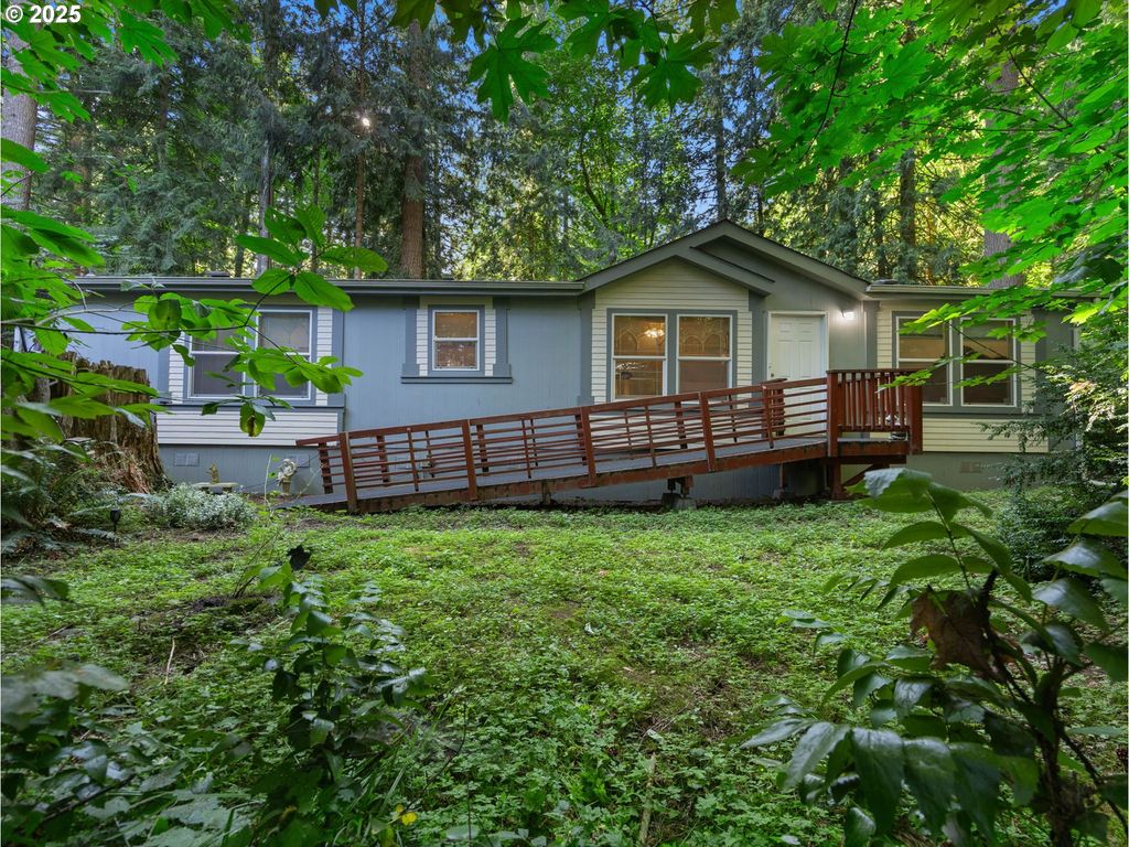 32700 Se LEEWOOD Ln 64, Boring, OR 97009