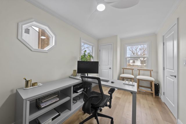 111 Rosslyn Avenue, Columbus, OH 43214