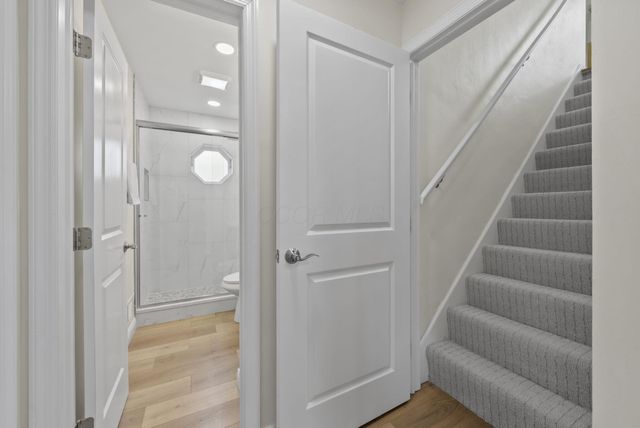 111 Rosslyn Avenue, Columbus, OH 43214