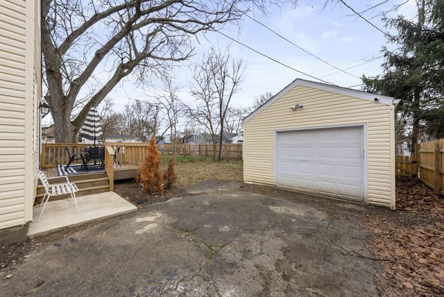 111 Rosslyn Avenue, Columbus, OH 43214