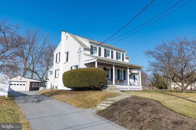 31 HERSHEY AVE, Paradise, PA 17562