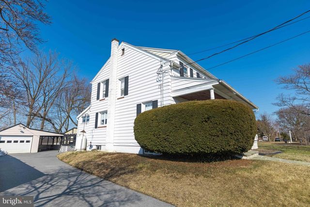 31 HERSHEY AVE, Paradise, PA 17562