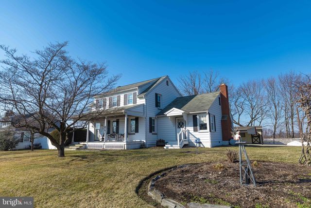 31 HERSHEY AVE, Paradise, PA 17562