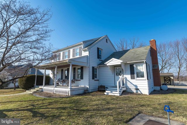 31 HERSHEY AVE, Paradise, PA 17562