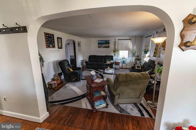 31 HERSHEY AVE, Paradise, PA 17562