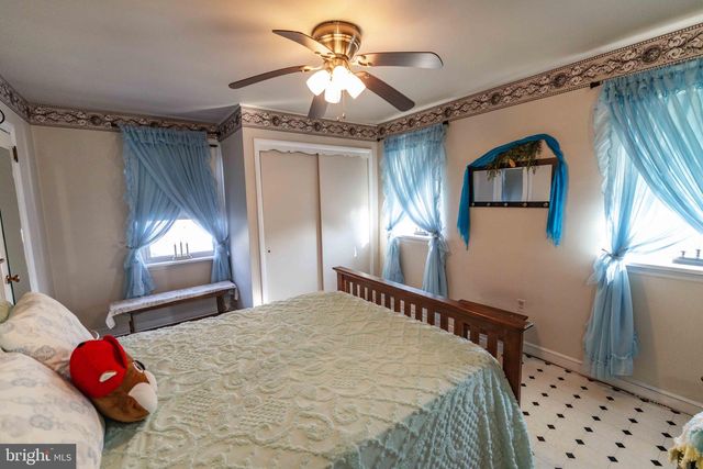 31 HERSHEY AVE, Paradise, PA 17562