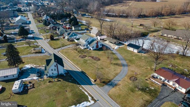 31 HERSHEY AVE, Paradise, PA 17562