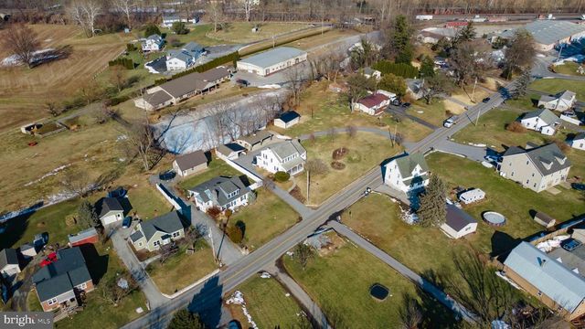 31 HERSHEY AVE, Paradise, PA 17562