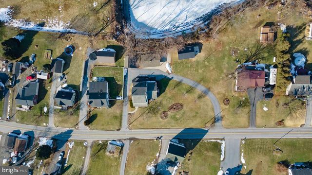 31 HERSHEY AVE, Paradise, PA 17562