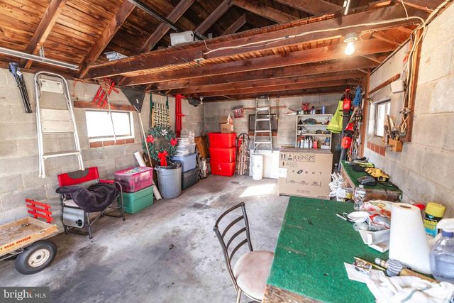 31 HERSHEY AVE, Paradise, PA 17562