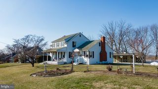 31 HERSHEY AVE, Paradise, PA 17562