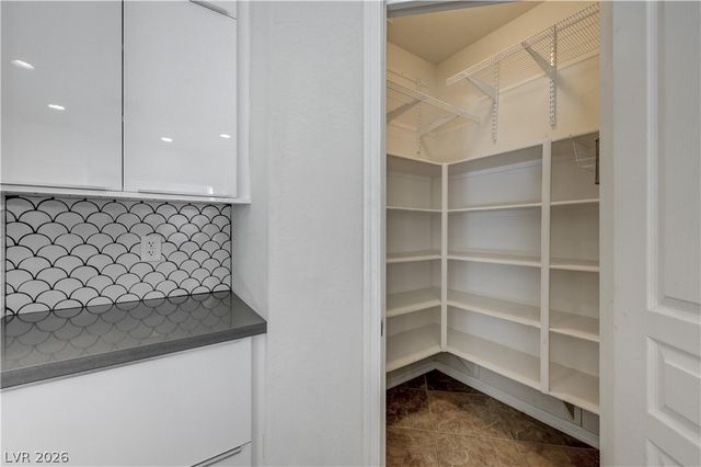 2173 De Narvik Drive, Henderson, NV 89044