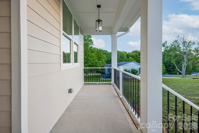 102 Starmount Drive, Kings Mountain, NC 28086