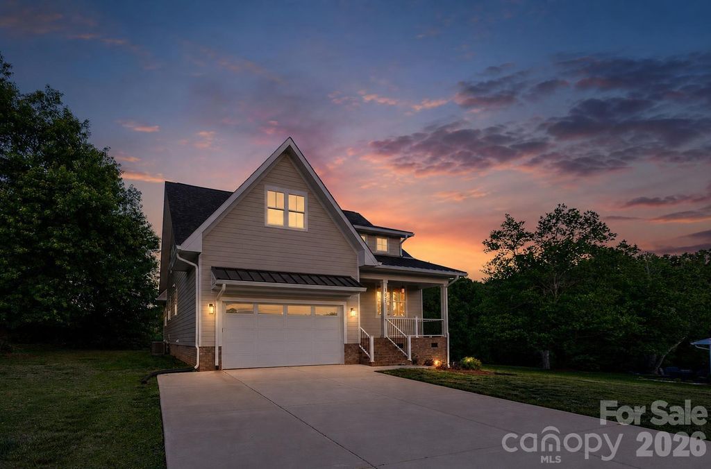 102 Starmount Drive, Kings Mountain, NC 28086