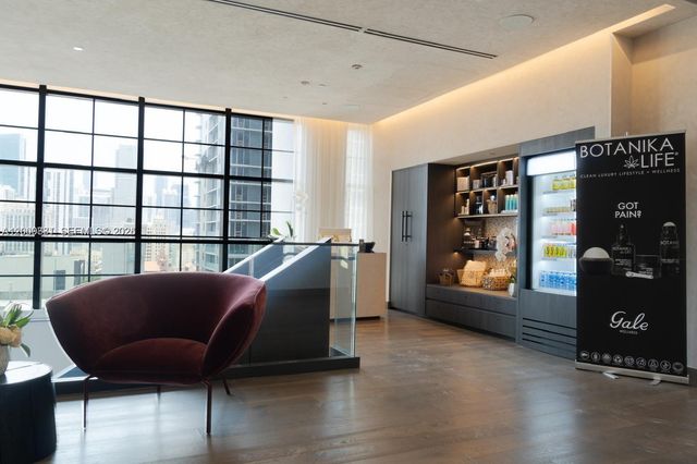 159 NE 6th St 4811, Miami, FL 33132