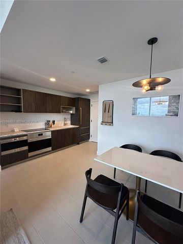 159 NE 6th St 4811, Miami, FL 33132