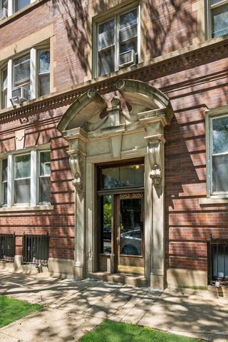 5052 S Blackstone Avenue 2, Chicago, IL 60615