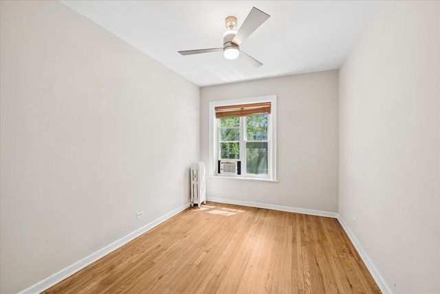 5052 S Blackstone Avenue 2, Chicago, IL 60615