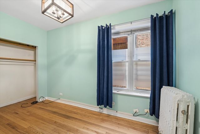 5052 S Blackstone Avenue 2, Chicago, IL 60615