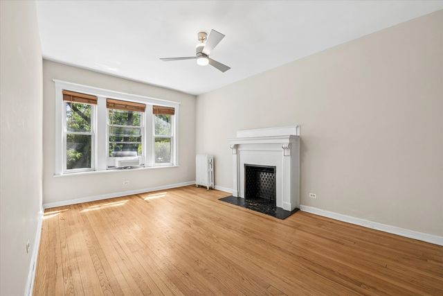 5052 S Blackstone Avenue 2, Chicago, IL 60615
