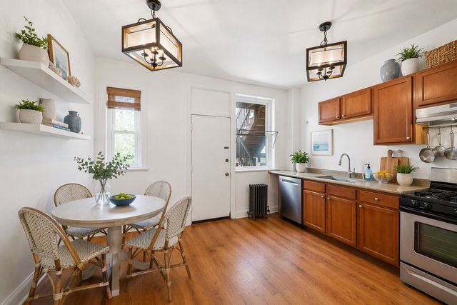 5052 S Blackstone Avenue 2, Chicago, IL 60615