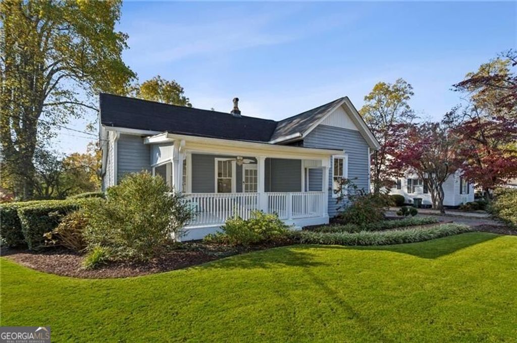 327 Stewart Avenue NW, Marietta, GA 30064