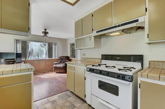 10360 Melody Rd, Smartsville, CA 95977