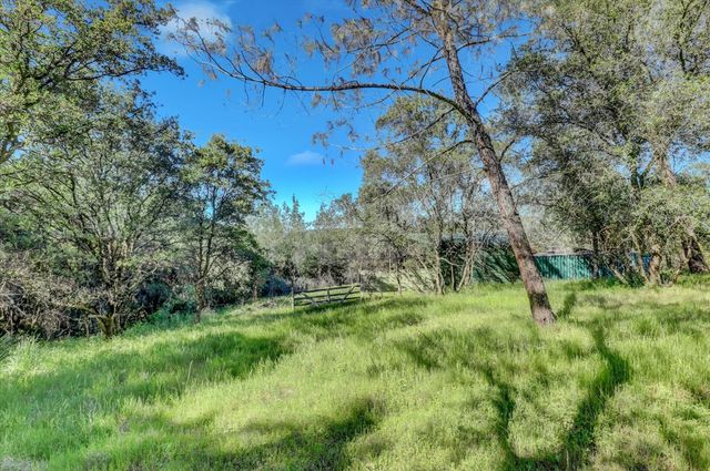 10360 Melody Rd, Smartsville, CA 95977