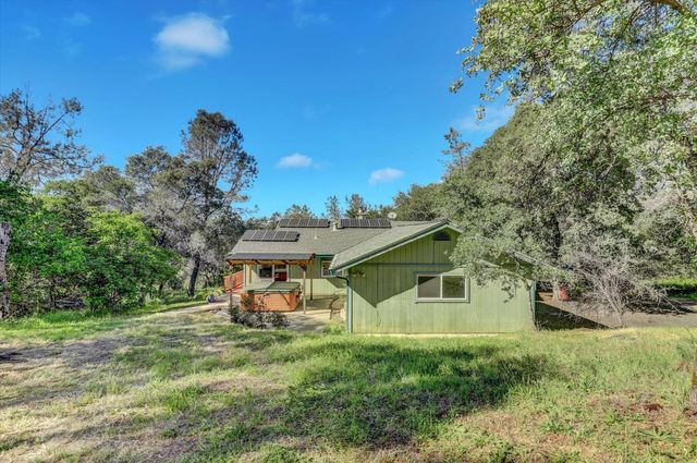 10360 Melody Rd, Smartsville, CA 95977