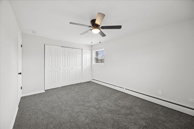 935 S 8th Avenue 5, La Grange, IL 60525