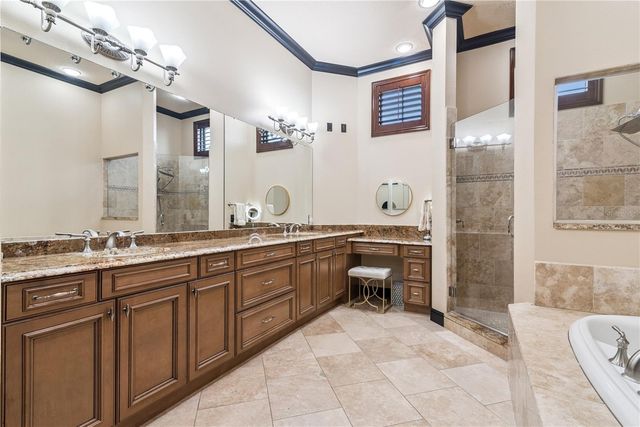 101 S NEW YORK AVENUE 302, Winter Park, FL 32789