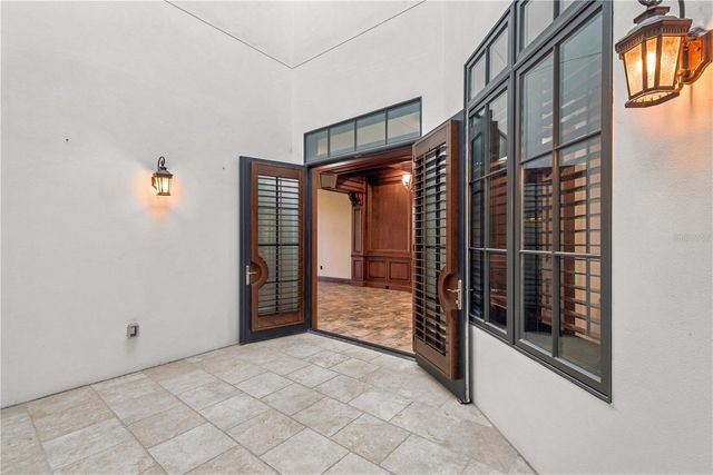 101 S NEW YORK AVENUE 302, Winter Park, FL 32789