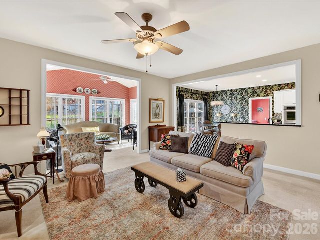 3814 Providence Plantation Lane, Charlotte, NC 28270