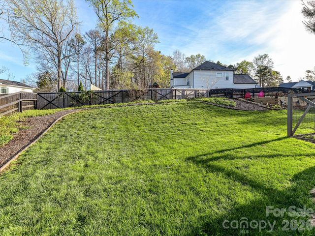 3814 Providence Plantation Lane, Charlotte, NC 28270