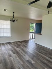 827 Algoa Friendswood Road 4, Alvin, TX 77511