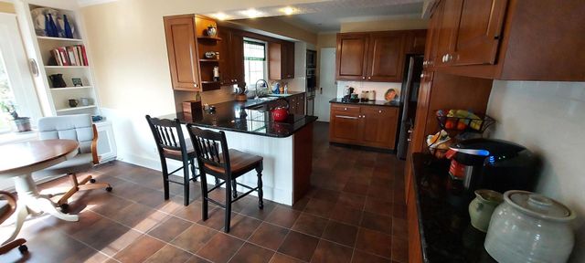 301 N Main Street, Alexis, IL 61412