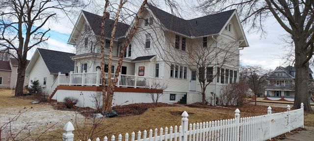 301 N Main Street, Alexis, IL 61412