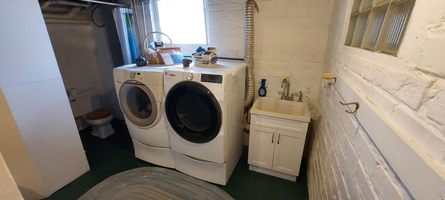 301 N Main Street, Alexis, IL 61412