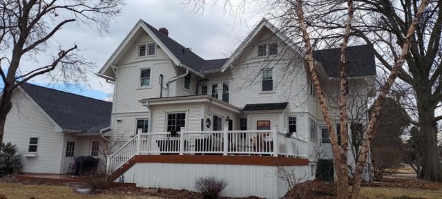 301 N Main Street, Alexis, IL 61412