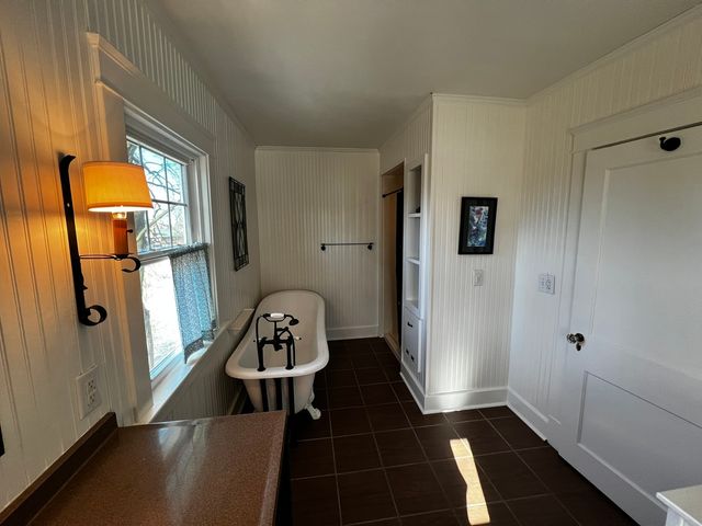 301 N Main Street, Alexis, IL 61412