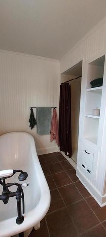 301 N Main Street, Alexis, IL 61412