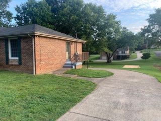 3065 Clydesdale Dr, Clarksville, TN 37043