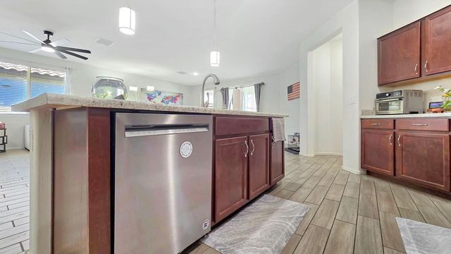 17460 W Andrea Drive, Surprise, AZ 85387