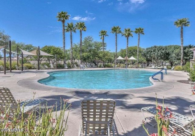 17460 W Andrea Drive, Surprise, AZ 85387