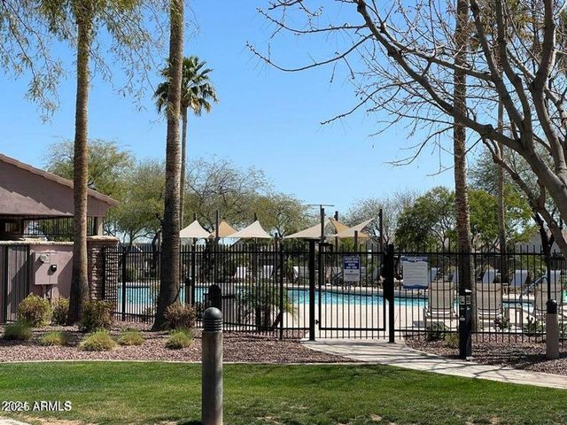 17460 W Andrea Drive, Surprise, AZ 85387