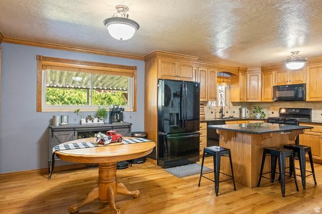 1541 E BLACKHAWK DR, Pleasant Grove, UT 84062